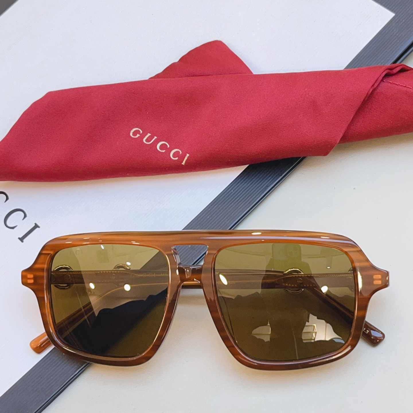 G*u*i glasses gg2052sk 53-16-140